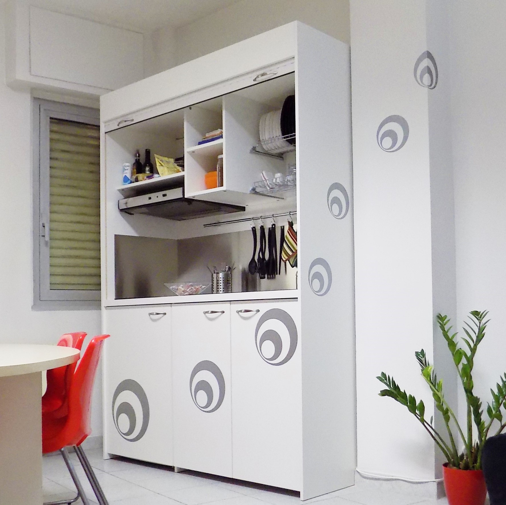 Cilento - Mobile cucina a scomparsa con piano 4 fuochi, frigo e lavabo in  106cm di altezza