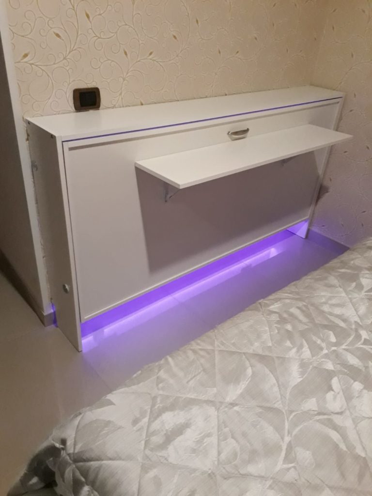 Letto a scomparsa singolo aperto