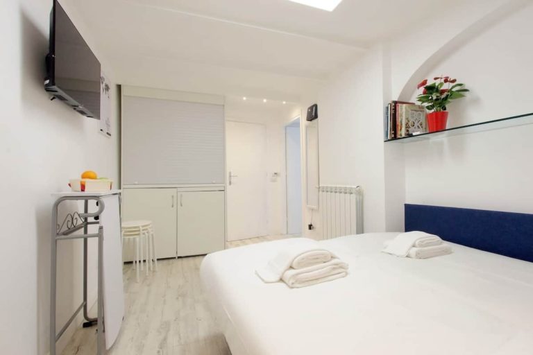 Cucina monoblocco salvaspazio per monolocale